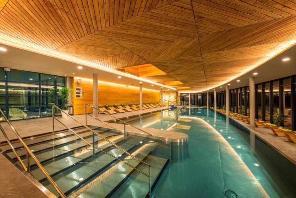 Hotel Sorea Snp ديمانوفْشكا دولِنا المظهر الخارجي الصورة