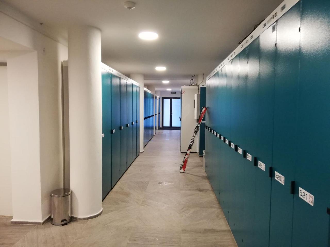 Hotel Sorea Snp ديمانوفْشكا دولِنا المظهر الخارجي الصورة