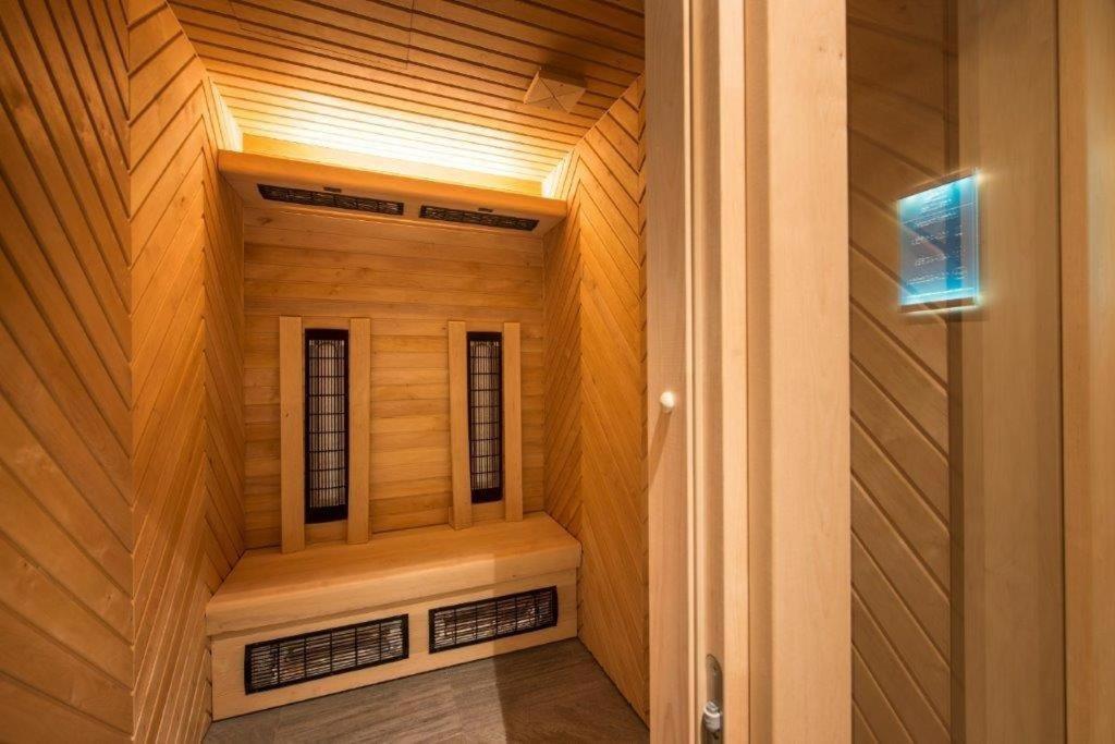 Hotel Sorea Snp ديمانوفْشكا دولِنا المظهر الخارجي الصورة